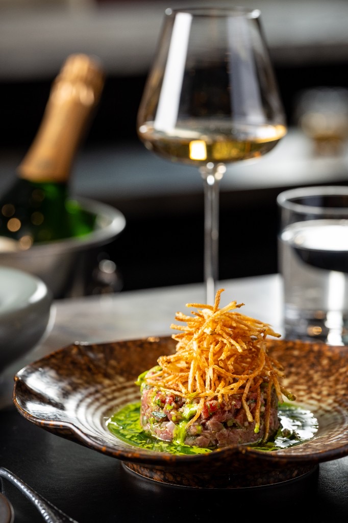 Beef tartare with crisp potatoes at Restaurant Lucie